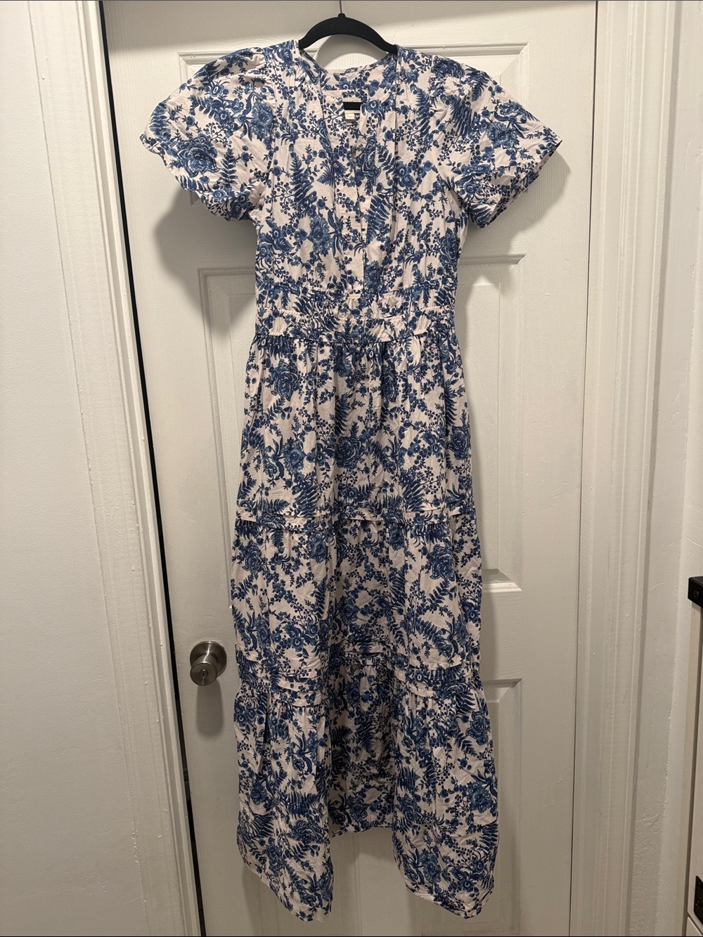 Anthropologie Maeve Blue and White Floral Tiered Dress. Size Small